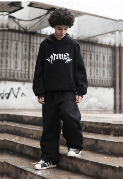 Pack Kids: Polera Negra + Buzo oversize Ng + Regalo prenda