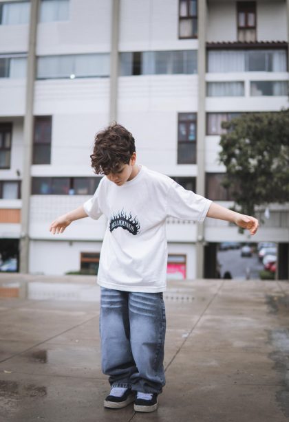 Pack Kids: 2 Polos boxy/over + Baggy jean silver